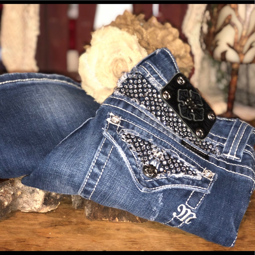 Woman’s size 27 Miss Me jeans/boot cut